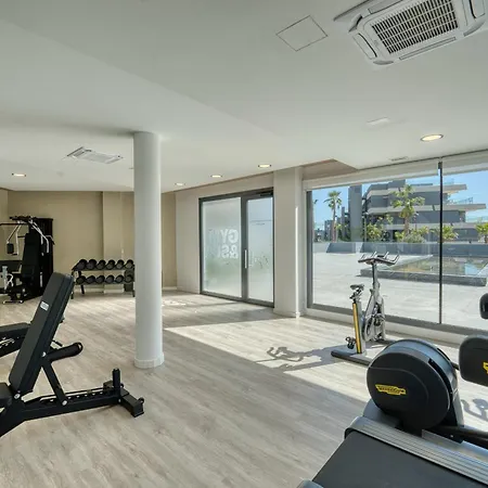 3020 Luxury Duplex Gym Jacuzzi Seaview Эстепона