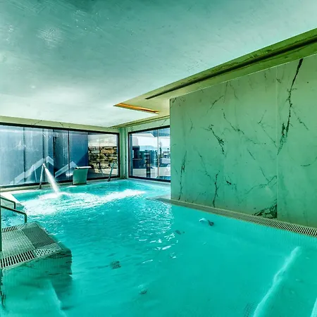 Апартаменты 3020 Luxury Duplex Gym Jacuzzi Seaview Эстепона